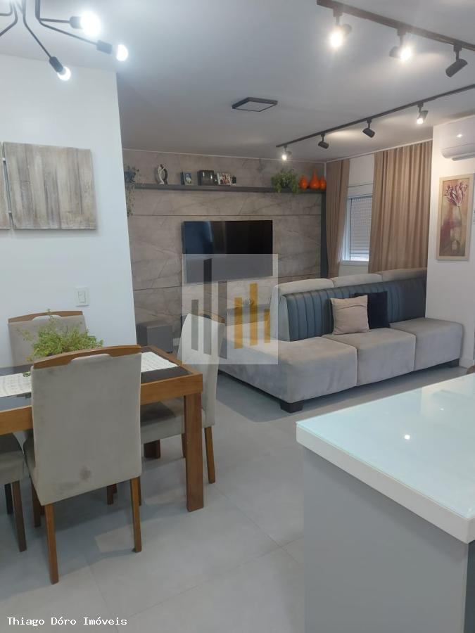 Apartamento à venda com 2 quartos, 63m² - Foto 3