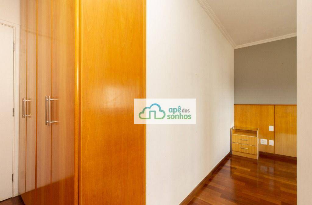 Apartamento à venda com 3 quartos, 117m² - Foto 19