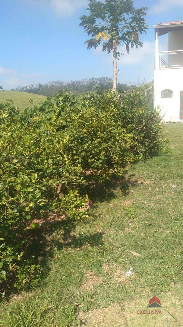 Chácara à venda com 3 quartos, 200m² - Foto 10