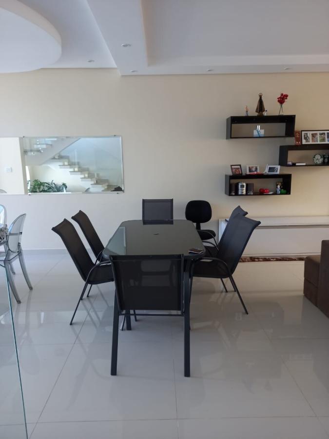 Casa à venda com 2 quartos, 167m² - Foto 29