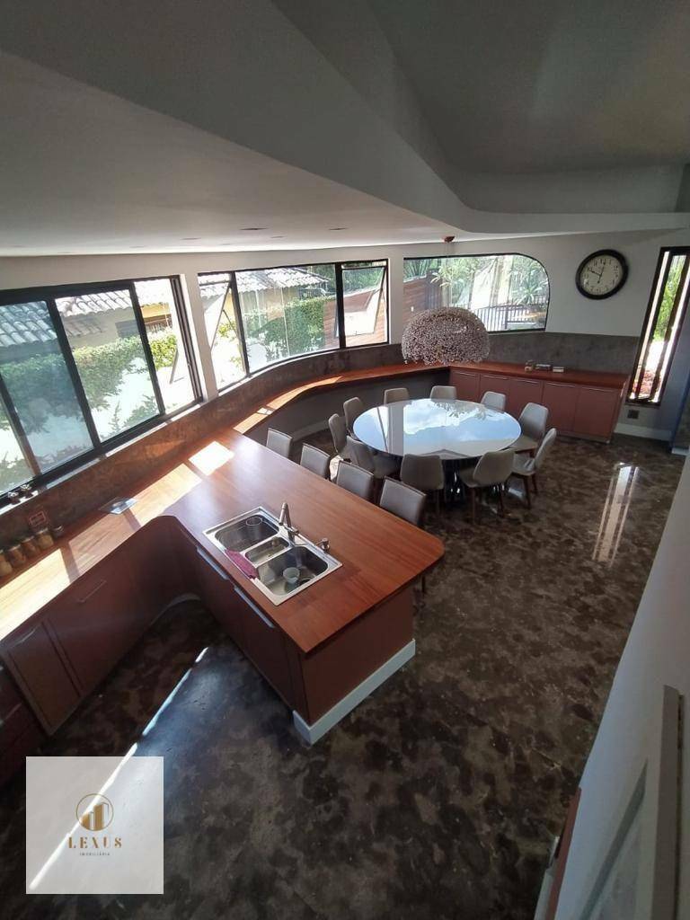 Casa à venda com 3 quartos, 530m² - Foto 6