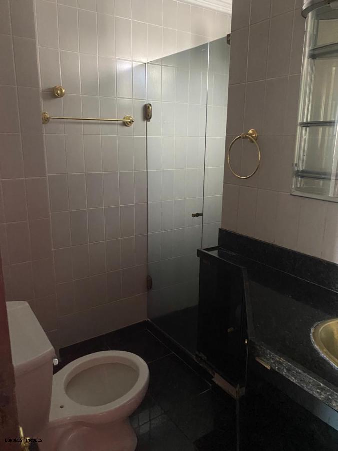 Apartamento para alugar com 2 quartos, 68m² - Foto 18