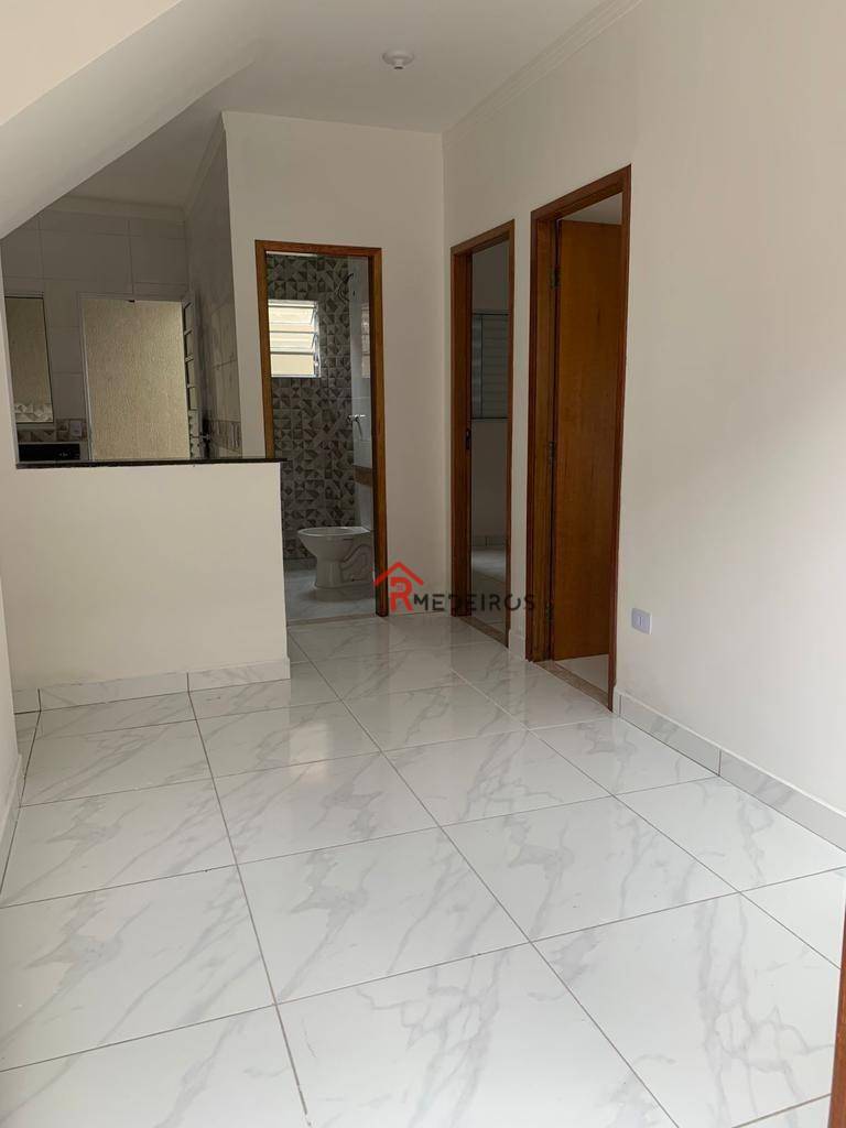 Casa à venda com 2 quartos, 45m² - Foto 1