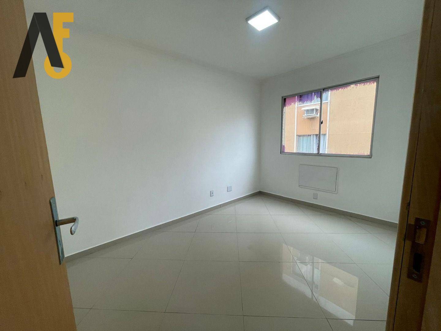 Apartamento à venda com 3 quartos, 62m² - Foto 12