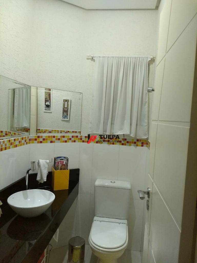 Sobrado à venda com 3 quartos, 250M2 - Foto 5