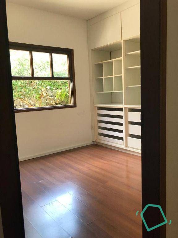 Casa de Condomínio à venda com 3 quartos, 240m² - Foto 10