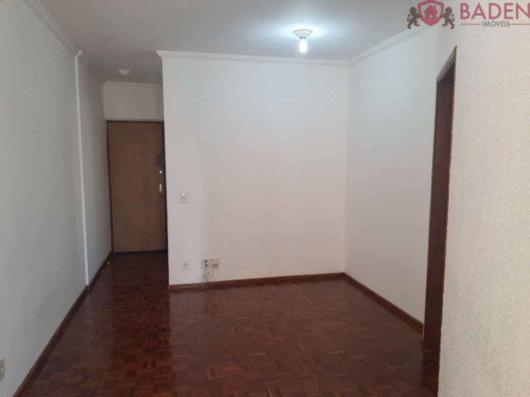 Apartamento à venda com 1 quarto, 44m² - Foto 2