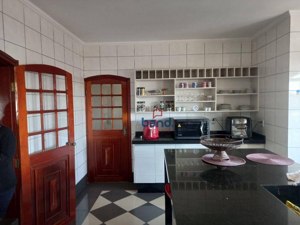 Casa à venda com 3 quartos, 360m² - Foto 14