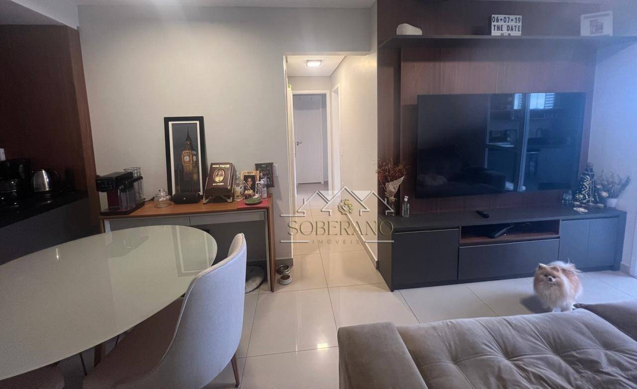 Apartamento à venda com 2 quartos, 75m² - Foto 5