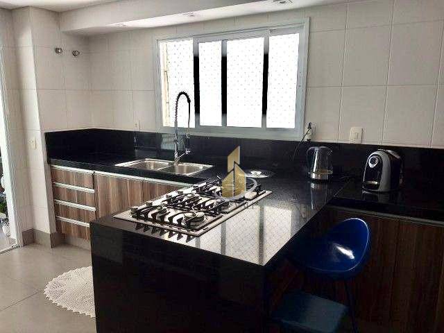 Apartamento à venda com 3 quartos, 167m² - Foto 7