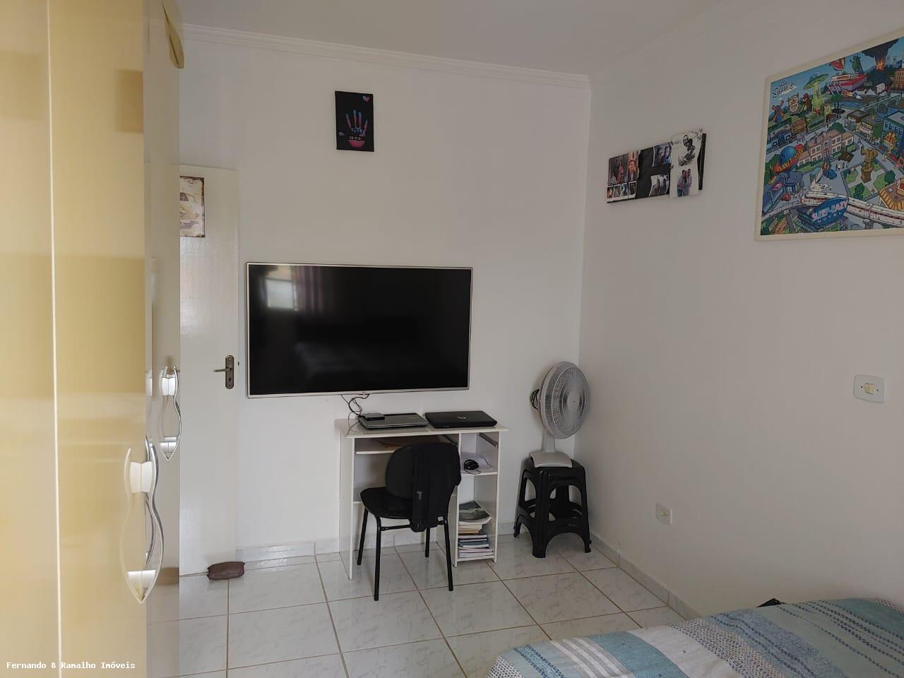 Casa à venda com 3 quartos, 280m² - Foto 3