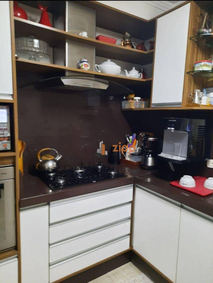 Sobrado à venda com 2 quartos, 140m² - Foto 50