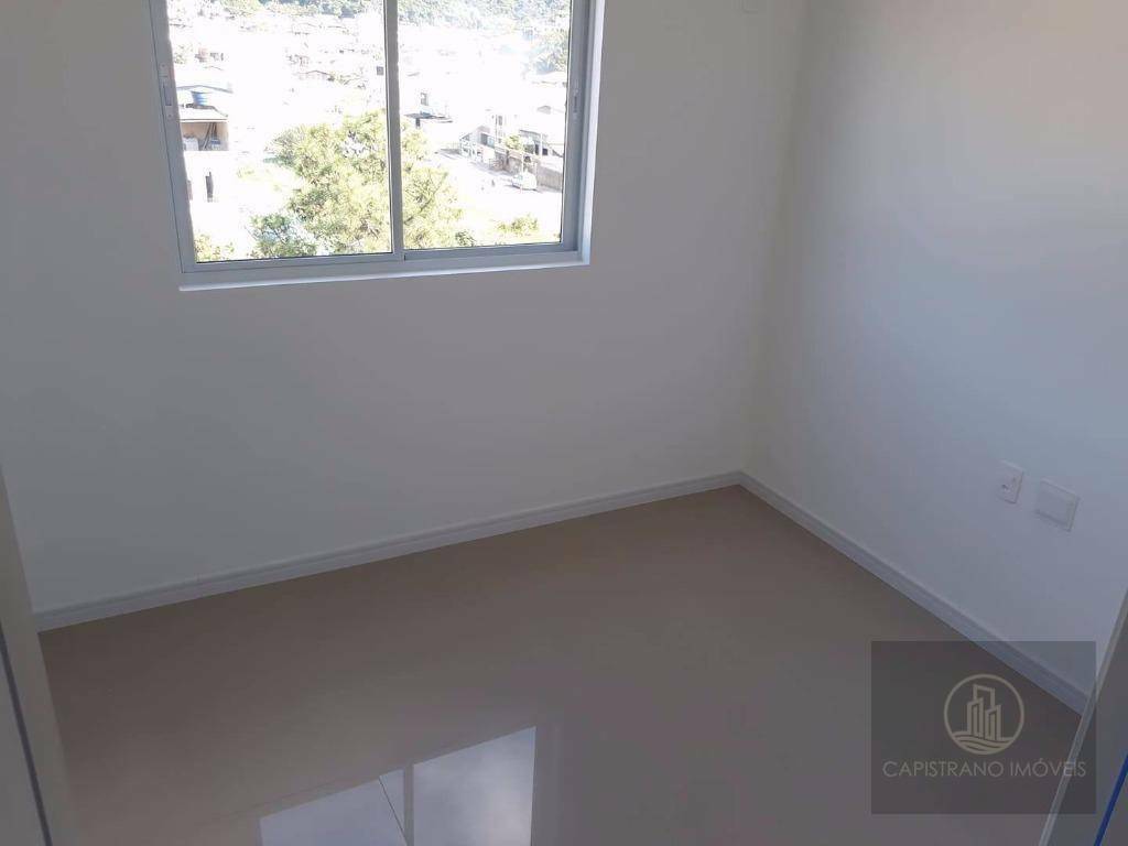 Apartamento à venda com 2 quartos, 80m² - Foto 12