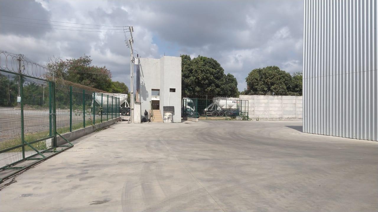 Depósito-Galpão-Armazém para alugar com 1 quarto, 10000m² - Foto 11