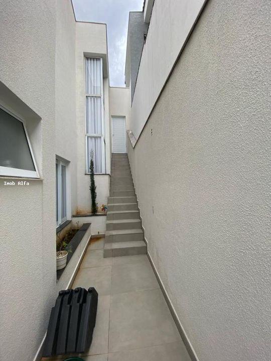 Casa à venda com 3 quartos, 200m² - Foto 36