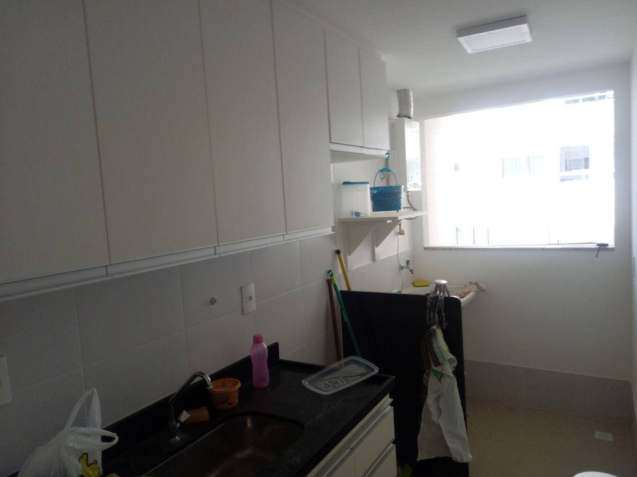 Apartamento à venda com 2 quartos, 60m² - Foto 3