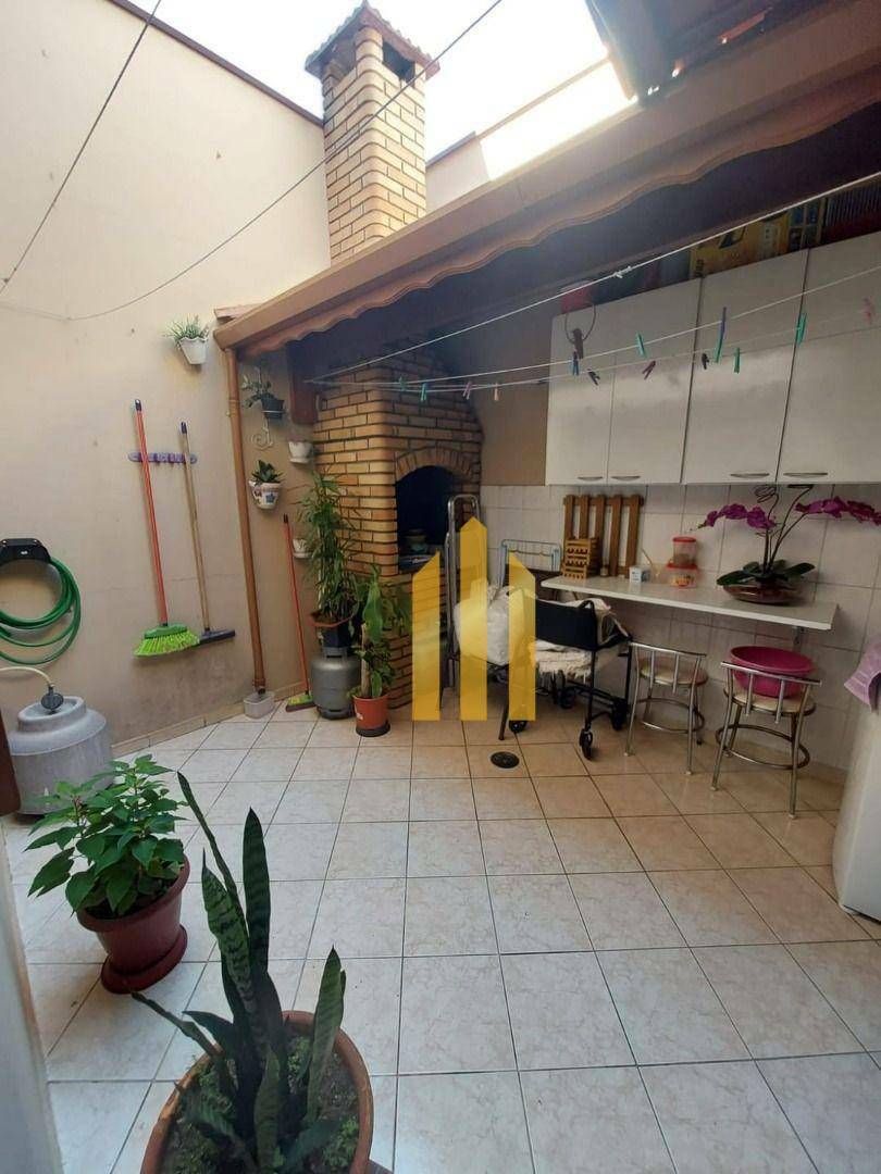 Sobrado à venda com 2 quartos, 85m² - Foto 18