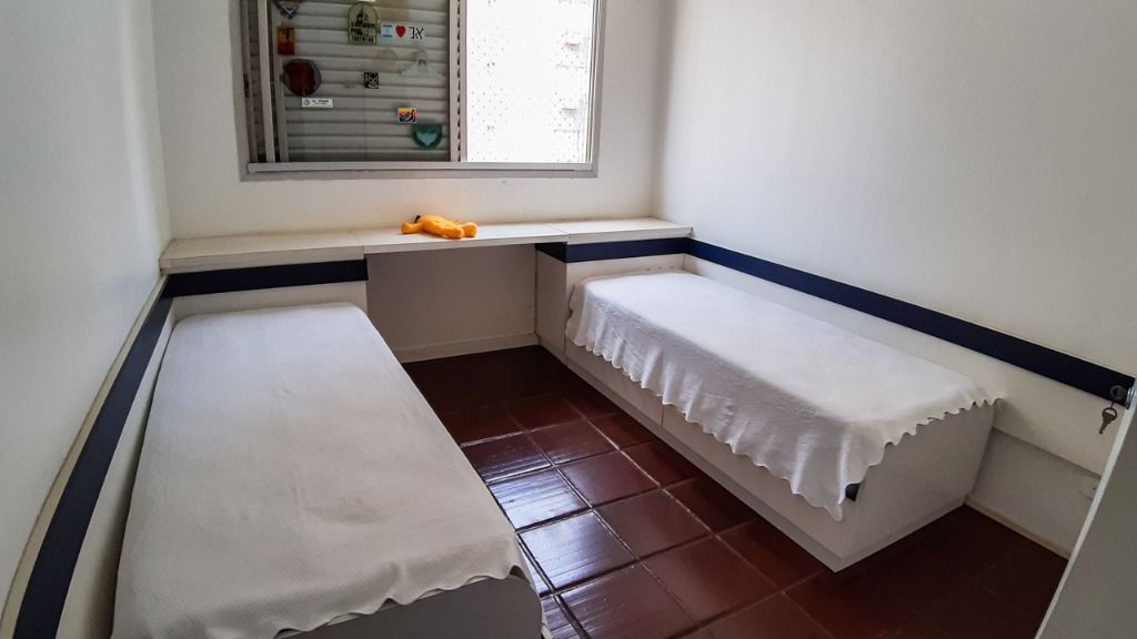 Apartamento à venda com 3 quartos, 130m² - Foto 14