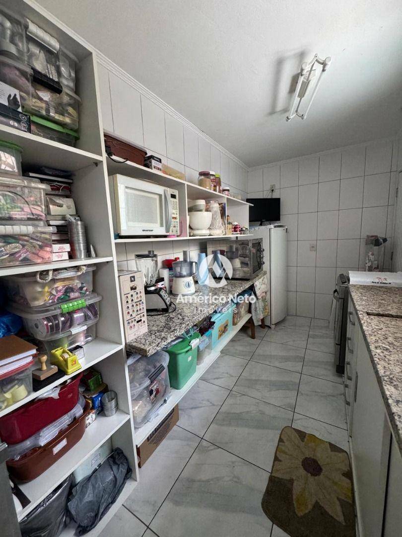 Sobrado à venda com 3 quartos, 220m² - Foto 13