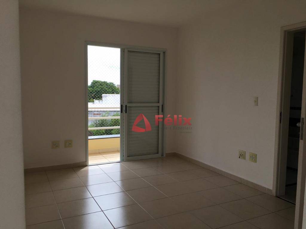 Apartamento à venda com 4 quartos, 200m² - Foto 18