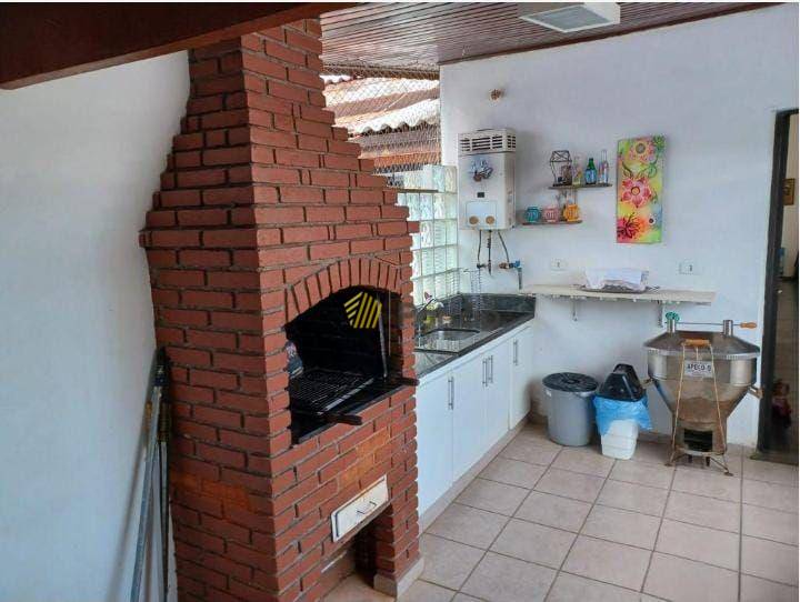 Casa à venda com 4 quartos, 250m² - Foto 21