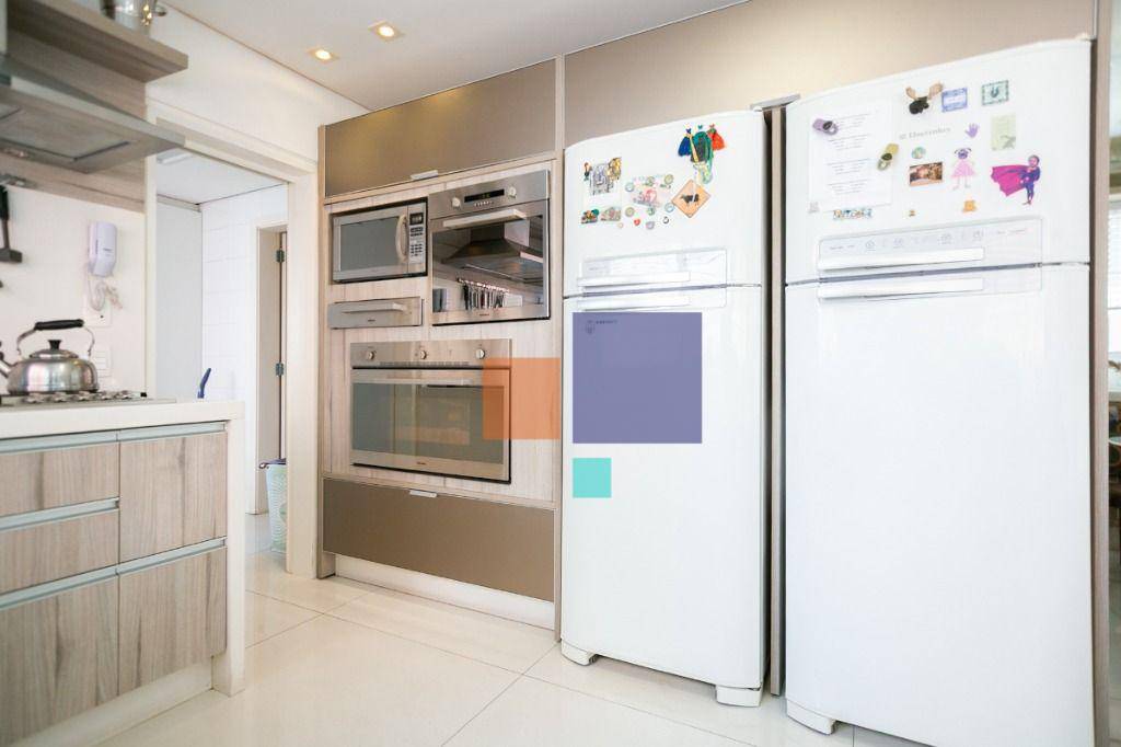 Apartamento para alugar com 4 quartos, 240m² - Foto 56