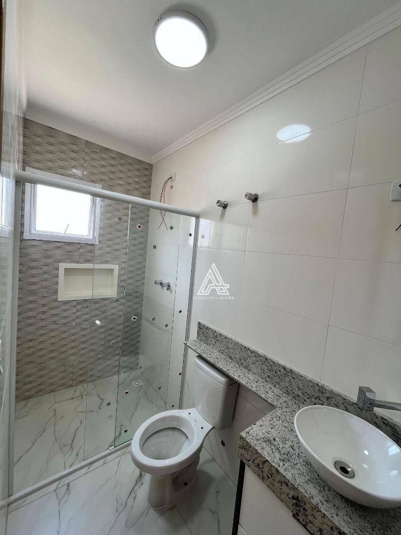 Sobrado à venda com 3 quartos, 215m² - Foto 94