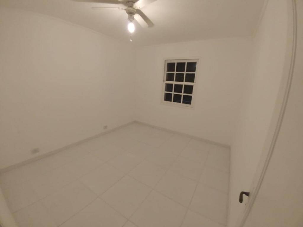 Sobrado à venda com 2 quartos, 130m² - Foto 33