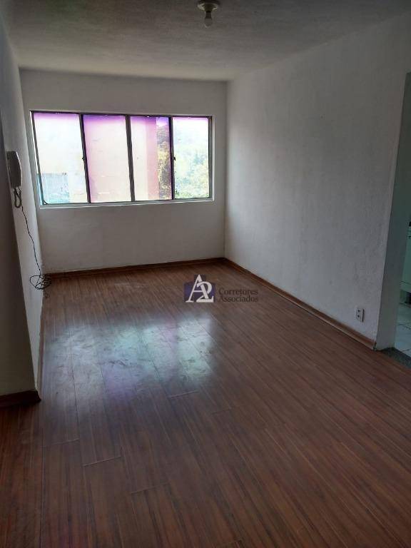 Apartamento à venda com 2 quartos, 60m² - Foto 3