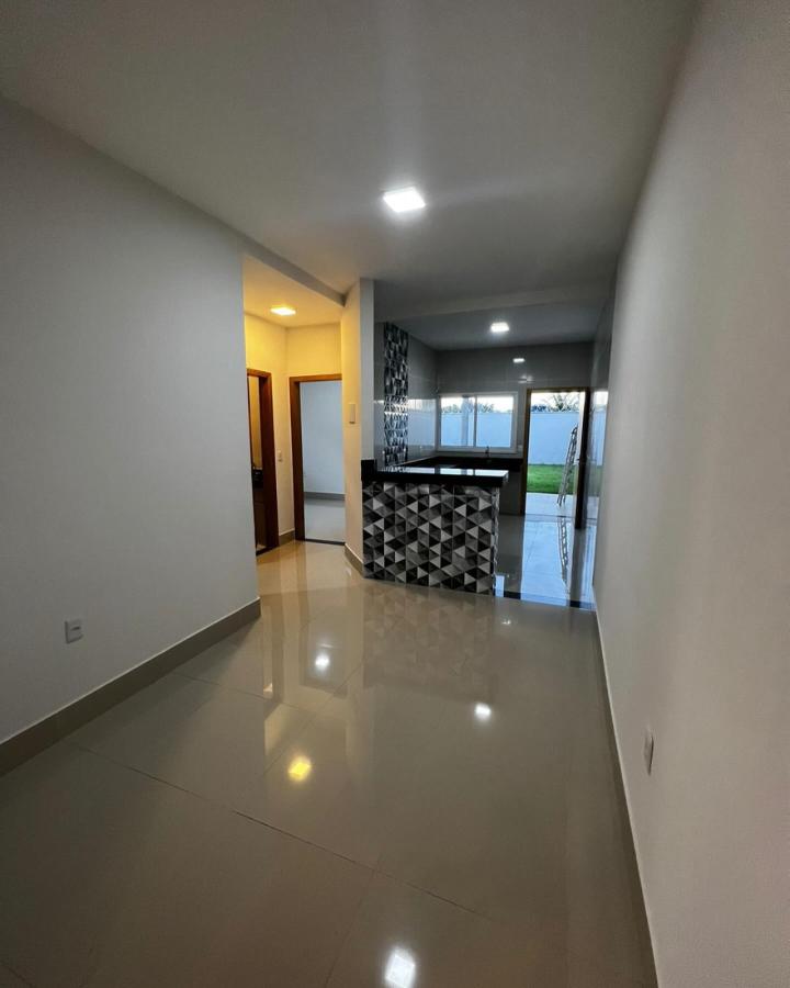 Casa à venda com 3 quartos, 225m² - Foto 4