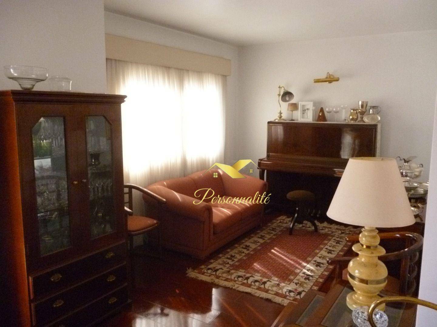 Apartamento à venda com 4 quartos, 205m² - Foto 13