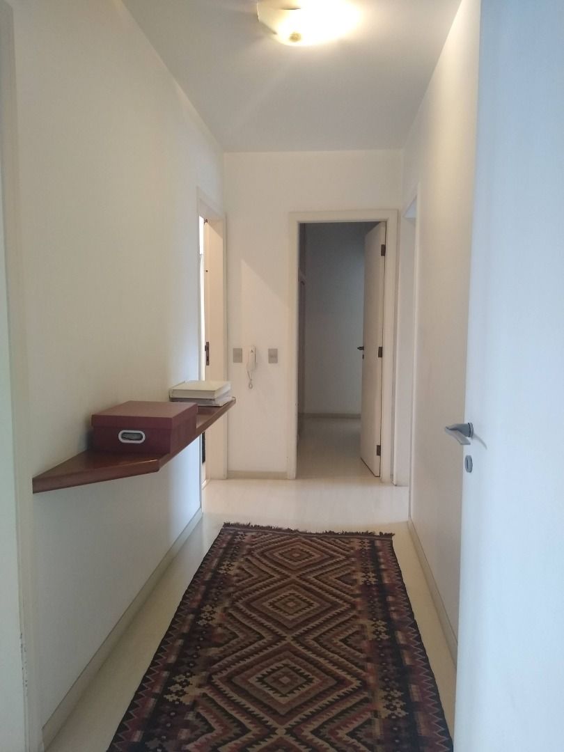 Apartamento à venda com 3 quartos, 211m² - Foto 33