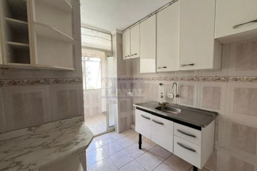 Apartamento à venda com 2 quartos, 68m² - Foto 13