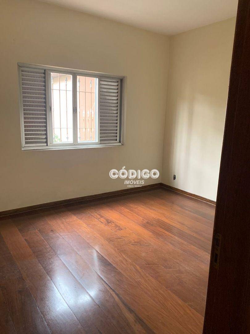 Casa para alugar, 230m² - Foto 11