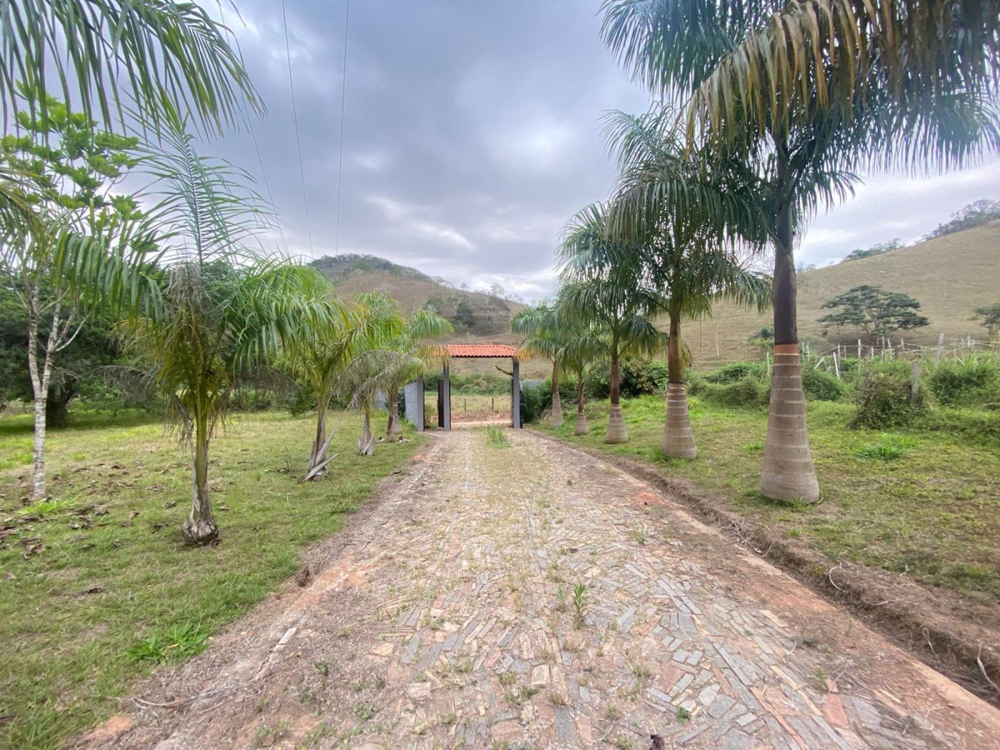Sítio à venda com 5 quartos, 170000m² - Foto 8