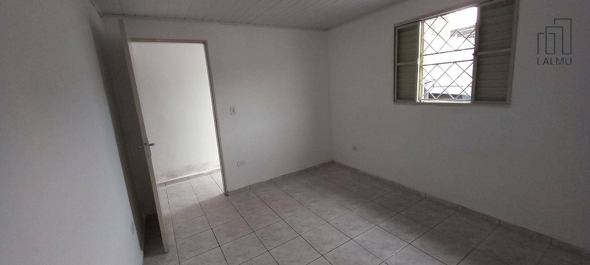 Casa de Condomínio para alugar com 1 quarto, 35m² - Foto 13