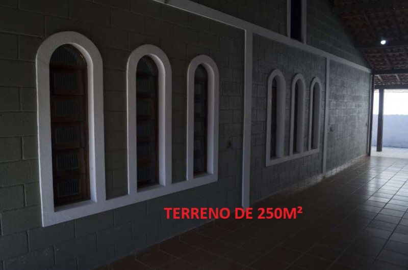 Casa à venda com 2 quartos, 104m² - Foto 4