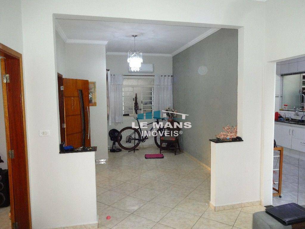 Casa à venda com 2 quartos, 134m² - Foto 10