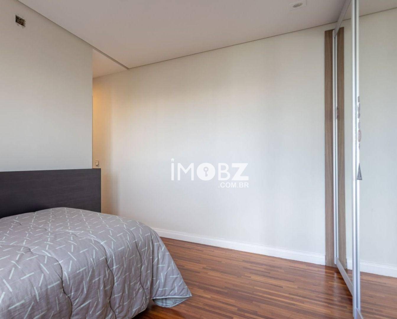 Apartamento à venda com 4 quartos, 223m² - Foto 13