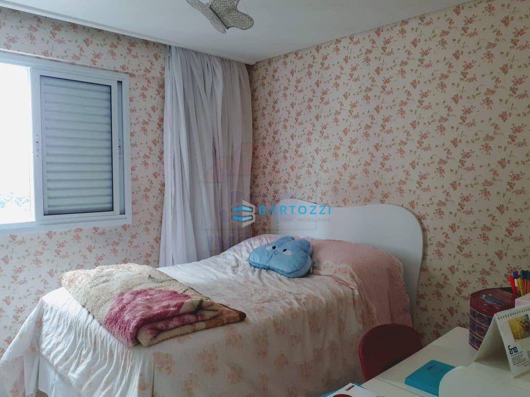 Apartamento à venda com 3 quartos, 105m² - Foto 14