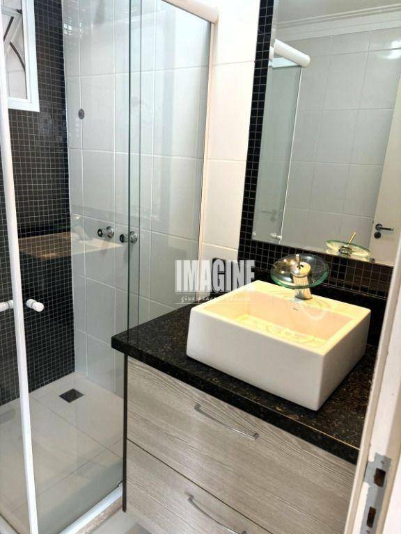 Apartamento à venda com 2 quartos, 69m² - Foto 14