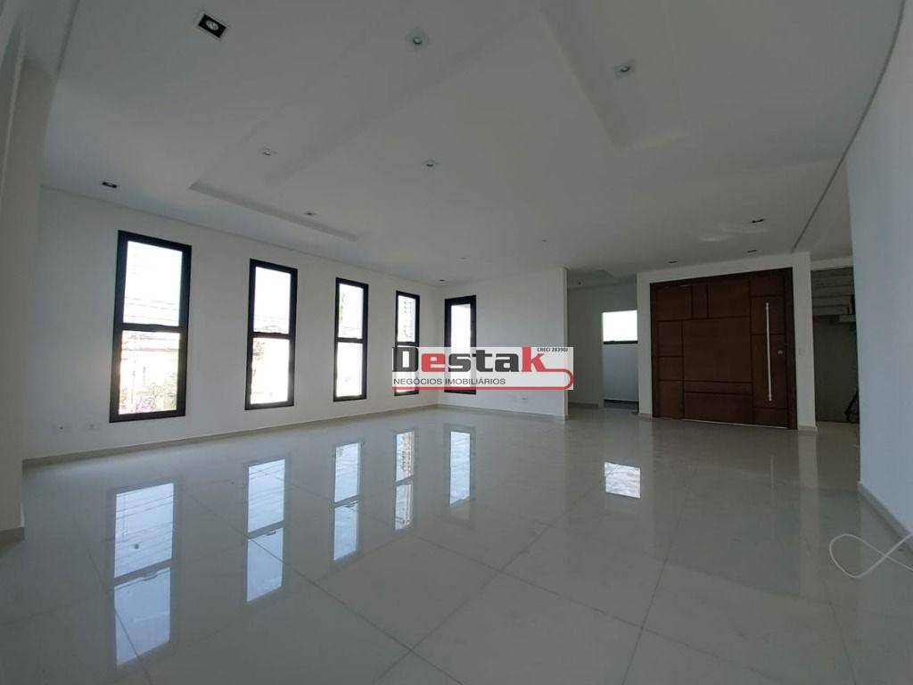 Sobrado para alugar com 4 quartos, 450m² - Foto 13