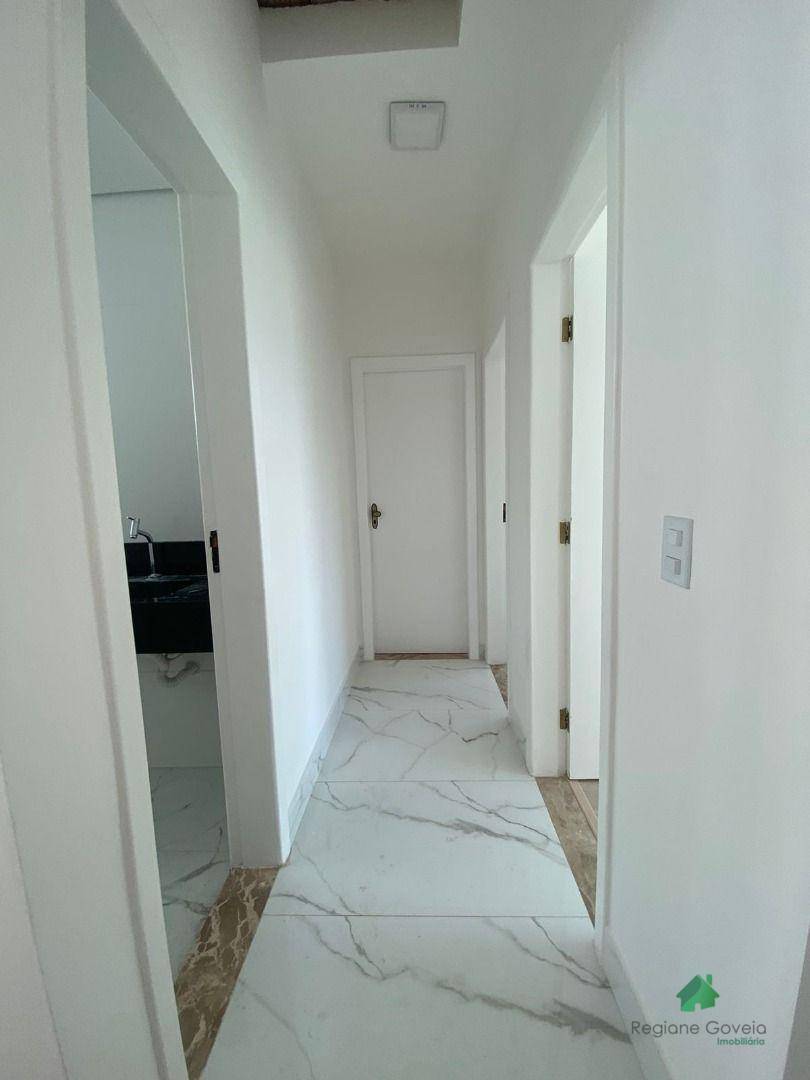 Casa à venda com 3 quartos, 180m² - Foto 10