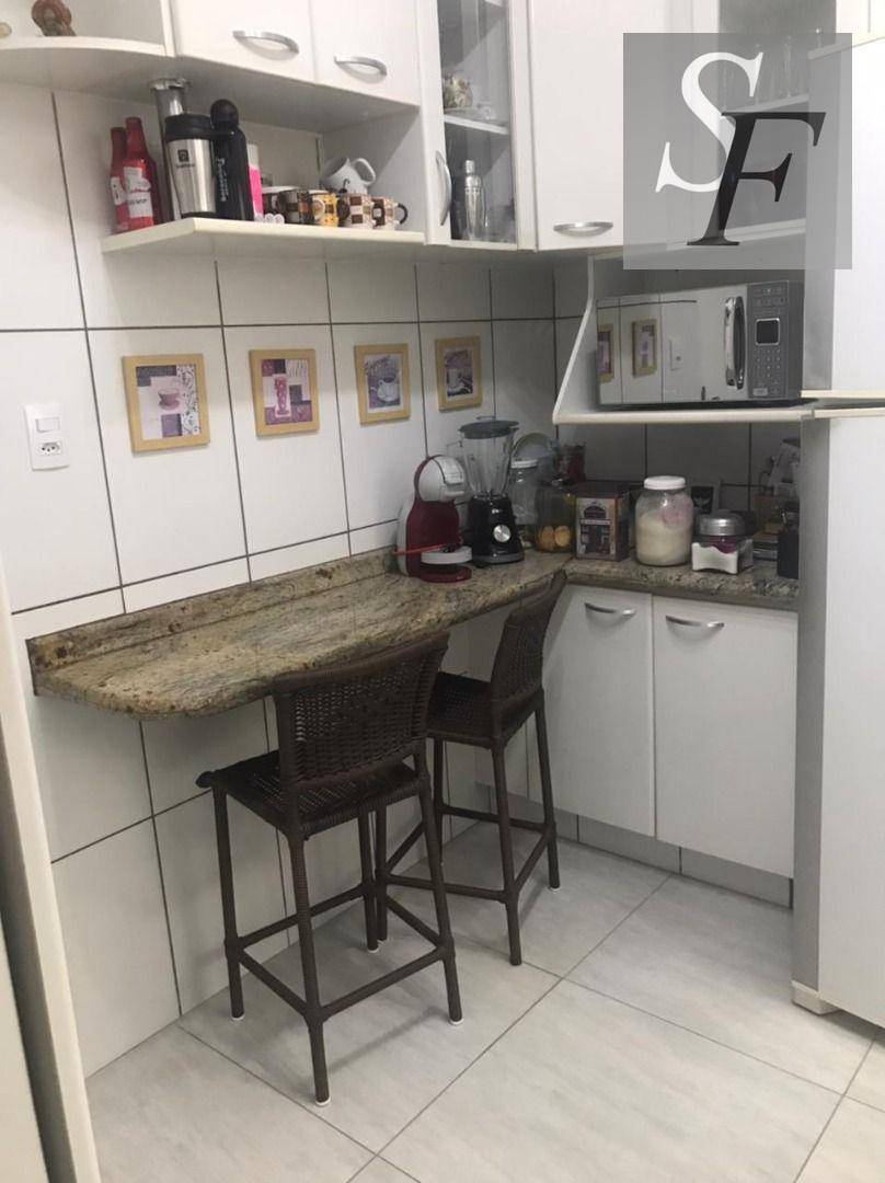 Sobrado à venda com 3 quartos, 180m² - Foto 8