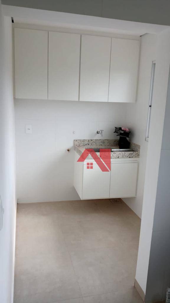 Apartamento à venda com 3 quartos, 81m² - Foto 5