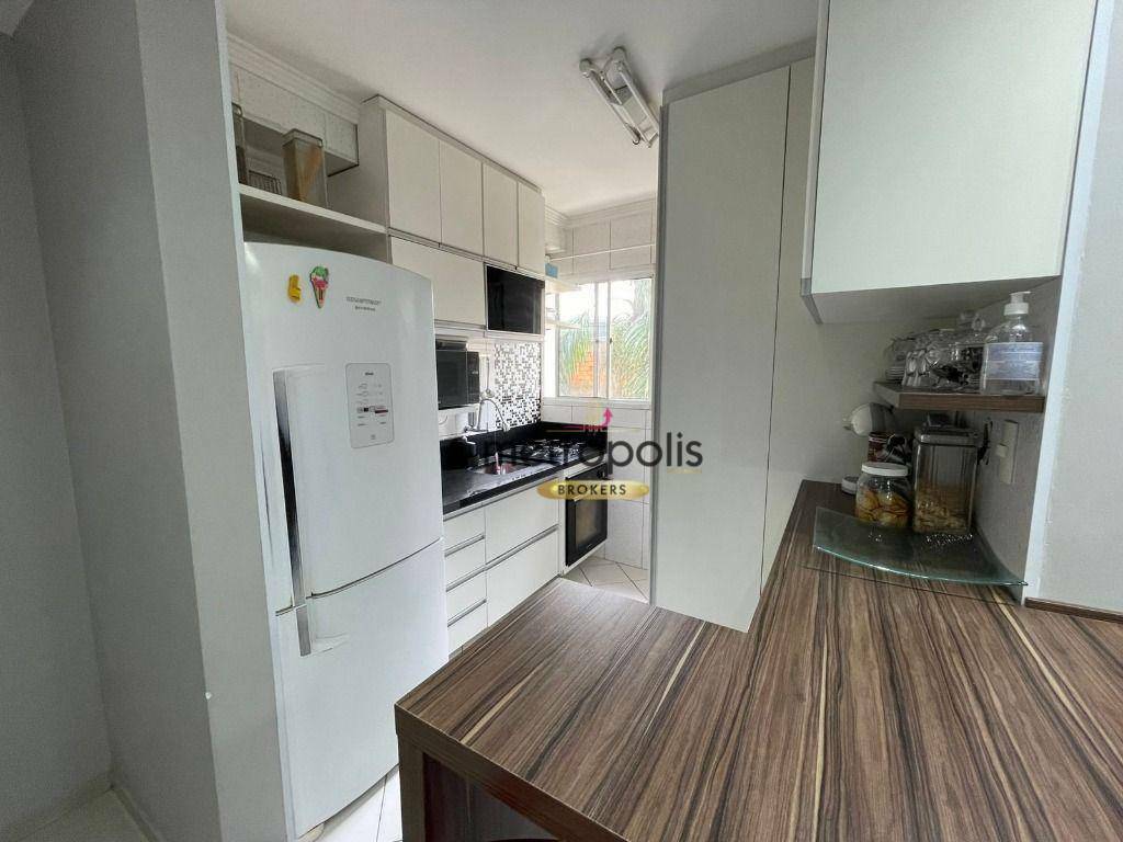 Apartamento à venda com 2 quartos, 50m² - Foto 6