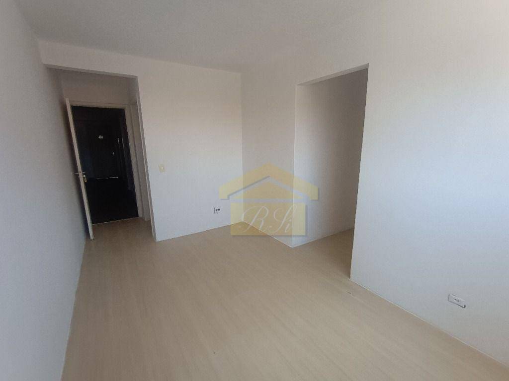 Apartamento à venda com 2 quartos, 60m² - Foto 2