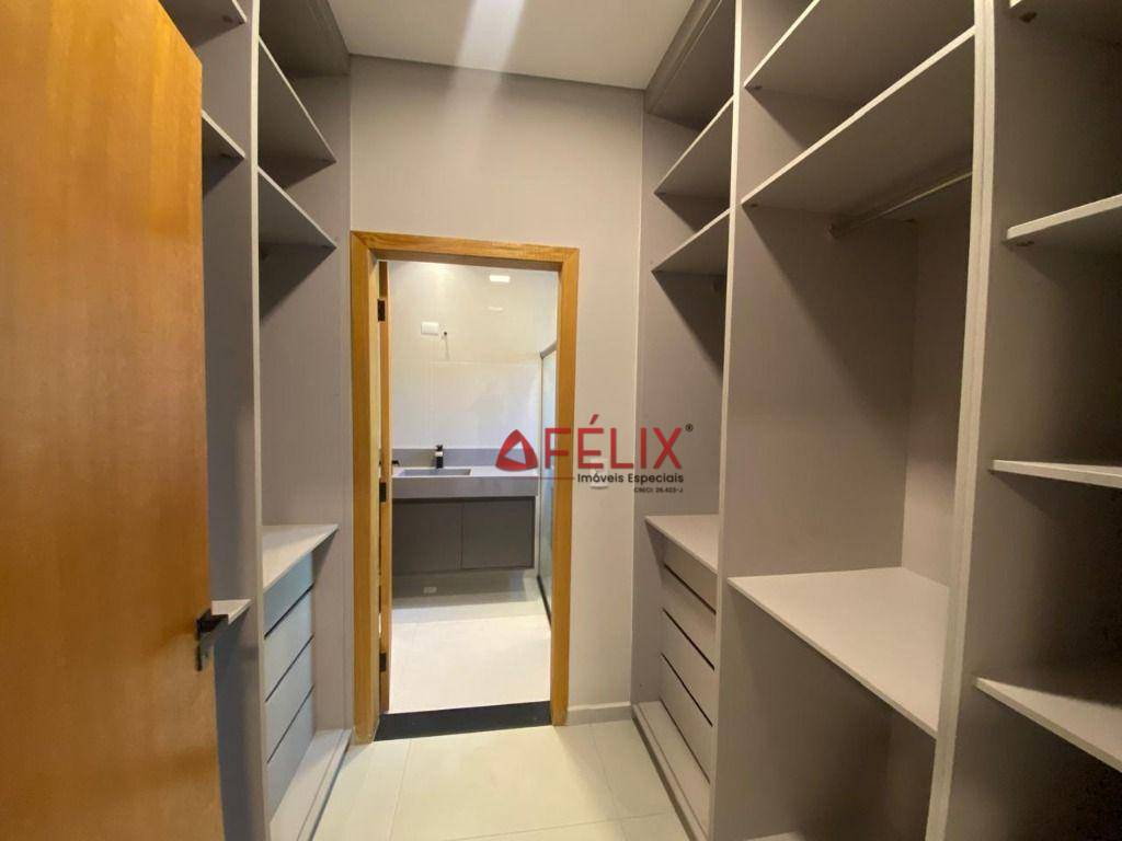 Casa de Condomínio para alugar com 3 quartos, 220m² - Foto 55