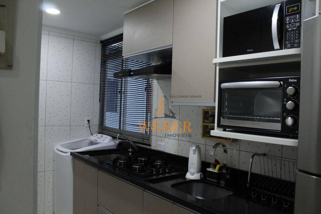 Apartamento à venda com 2 quartos, 45m² - Foto 16