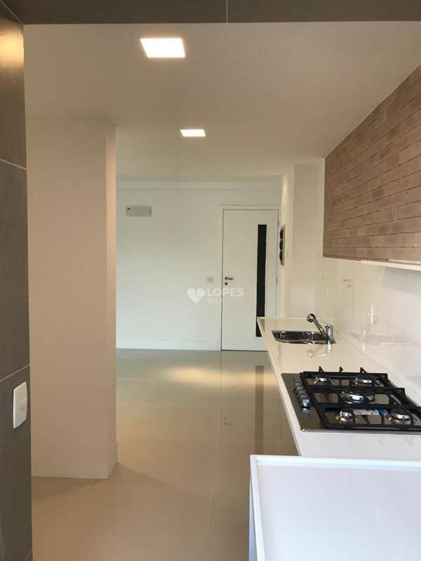 Apartamento à venda com 2 quartos, 84m² - Foto 8